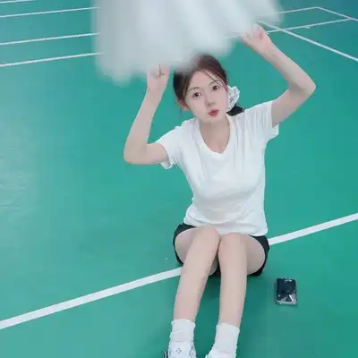 邹诚凡